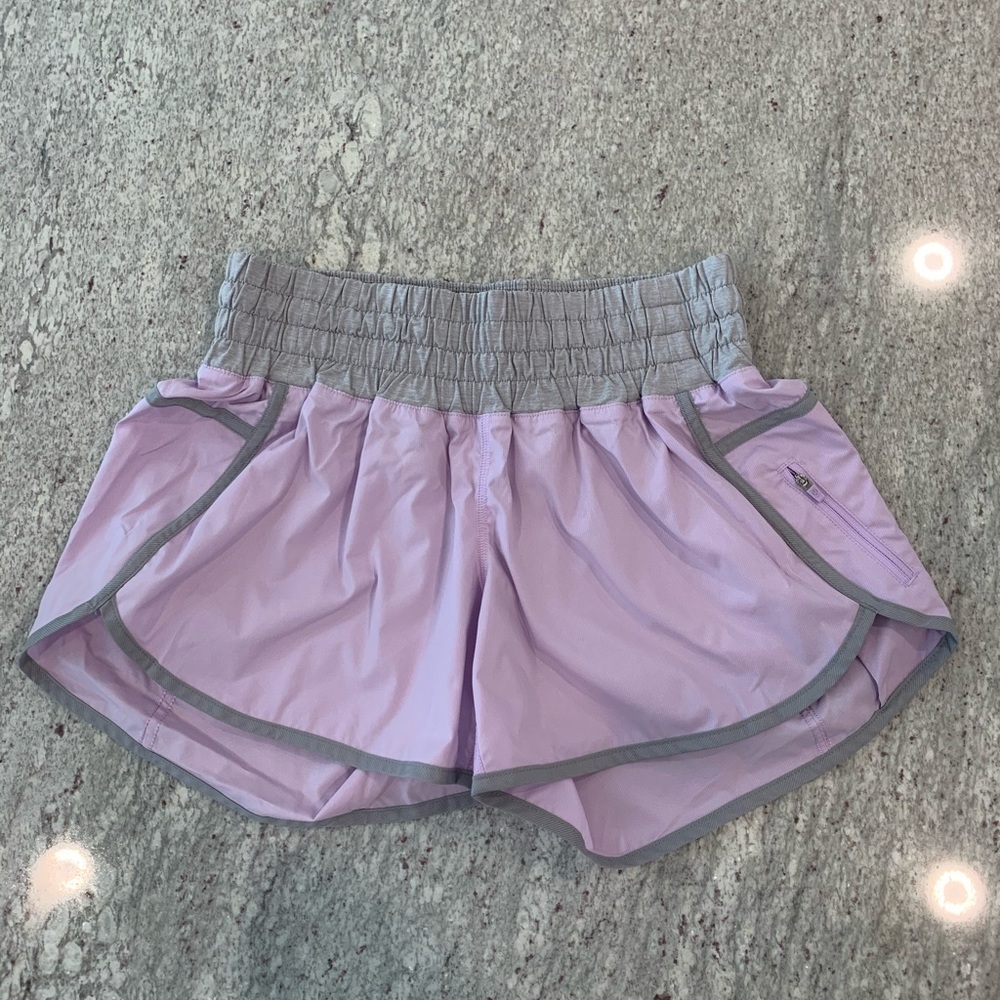 lululemon Tracker shorts- 2 way stretch (no liner)